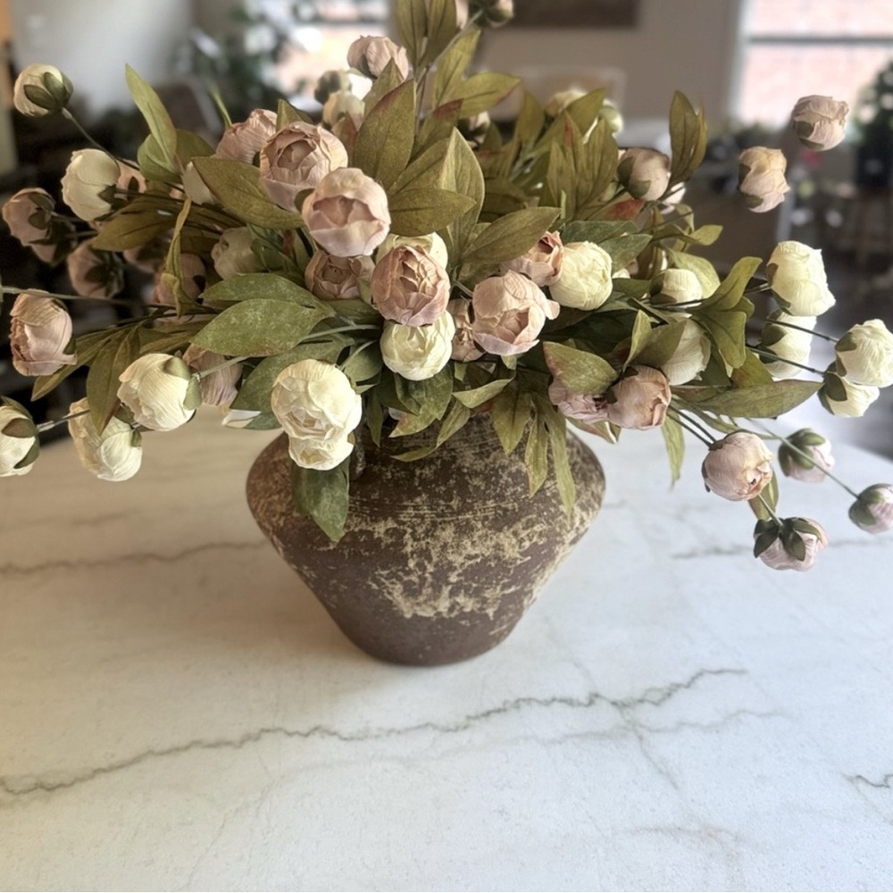 Tan and cream peony stems by Ashland 5 Tan & 5 cream